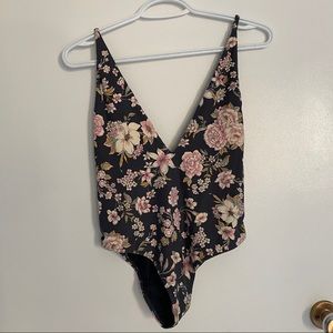 Billabong bathing suit
